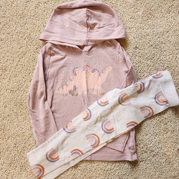 Carters Dinosaur/rainbow Outfit - Picture 1 of 3